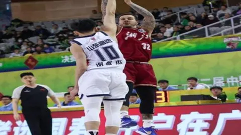 “马雷斯卡战术复古风格引加拉关注，切尔西之旅期待实力绽放”